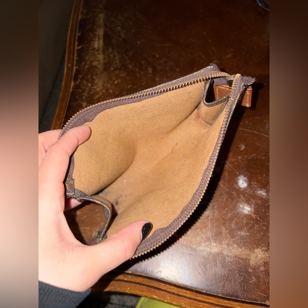 Louis Vuitton Brown Monogram Toiletry Clutch Large - Picture 5 of 5